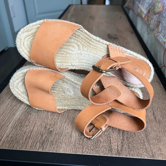 Soludos Minorca Platform Wedge Sandals - Picture 5 of 6